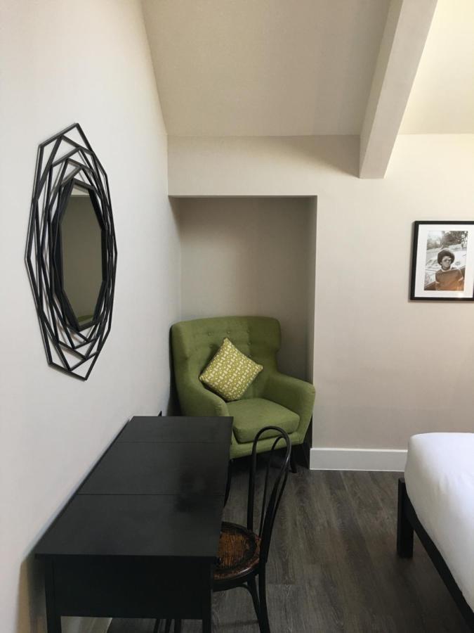 Park Lane Aparthotel By Urban Space Кардиф Екстериор снимка